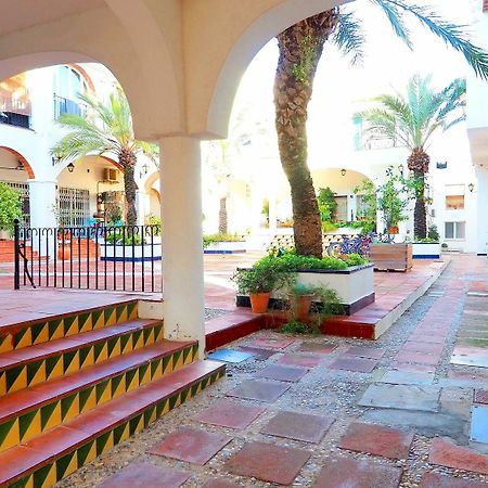 Calafat Apartment By Hello Apartments Sitges Luaran gambar